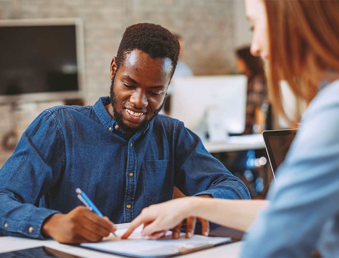 Welche Kreditlaufzeiten bietet Kredit Team an?