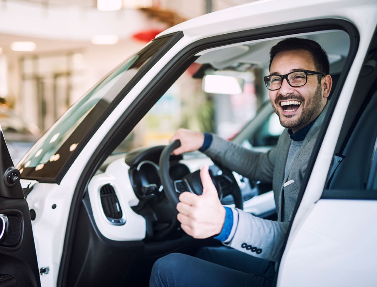 Wie bekomme ich einen Autokredit Schweiz? Wie hoch sind die aktuellen Zinsen für ein Autokredit? Wie hoch sind die Chancen für einen Autokredit bei einer Festanstellung? Kann ich meinen Autokredit vorzeitig zurückzahlen?